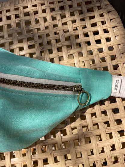 Banane à carreaux turquoise